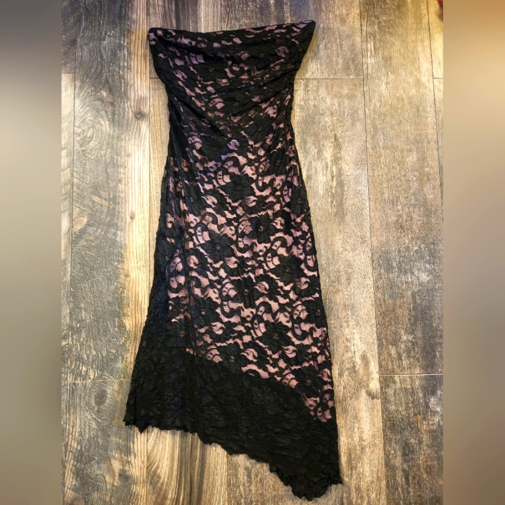 SM lace midi dress